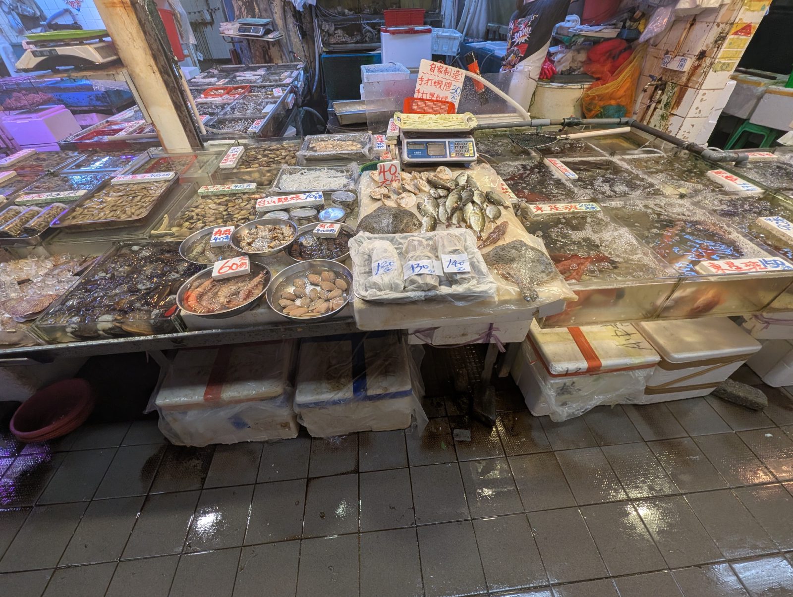 Wet market with live fish
